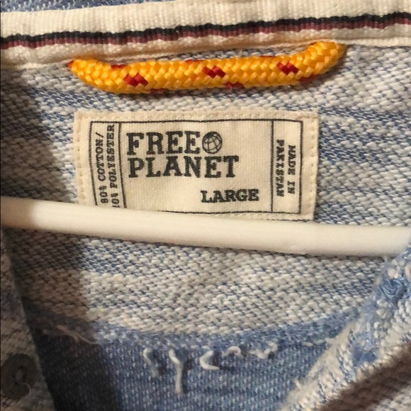 Free Planet Sweatshirt - Picture 2 of 2